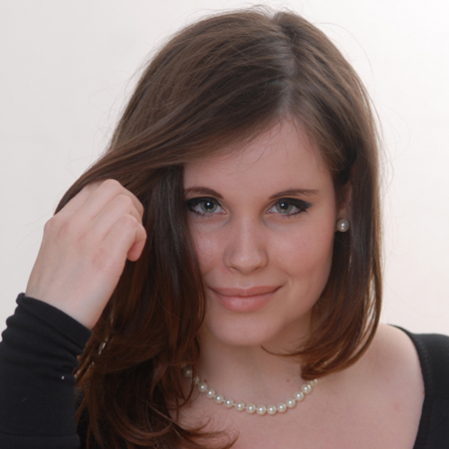 Laura Kase