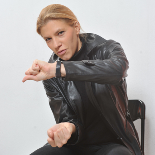 Dr. Lisz Hirn