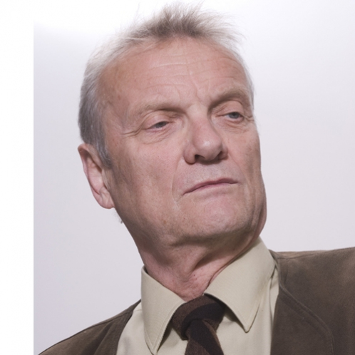 Prof. Dr. Dr. N. Hoerster 